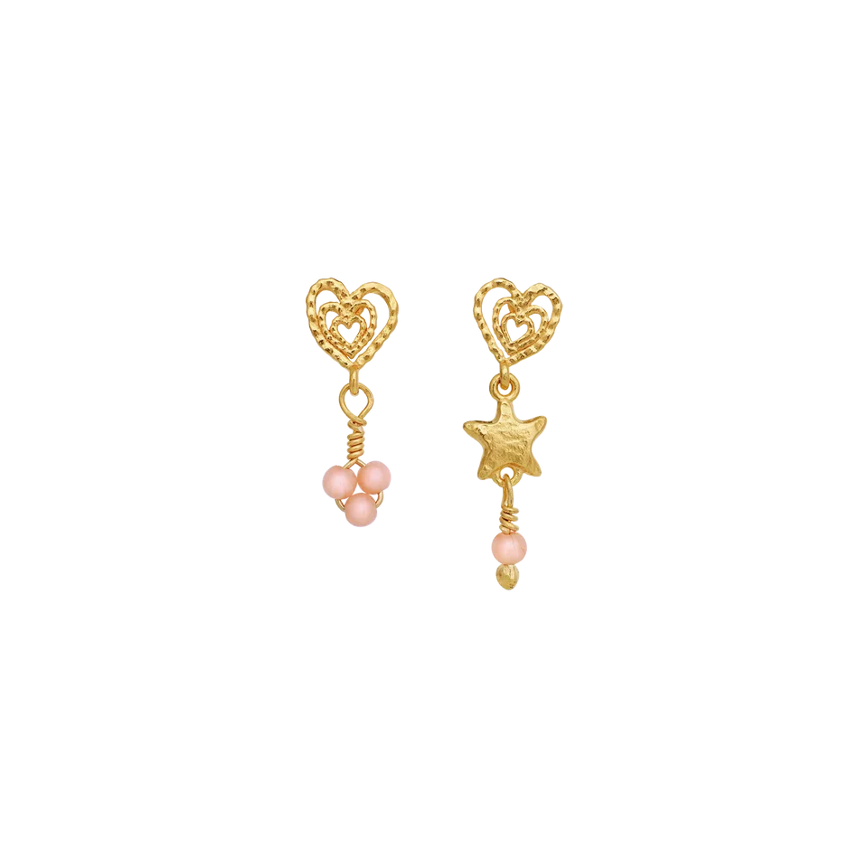 Maanesten Øreringe i Forgyldt Sølv med Hjerter, Stjerner og Pink Opal  10115A